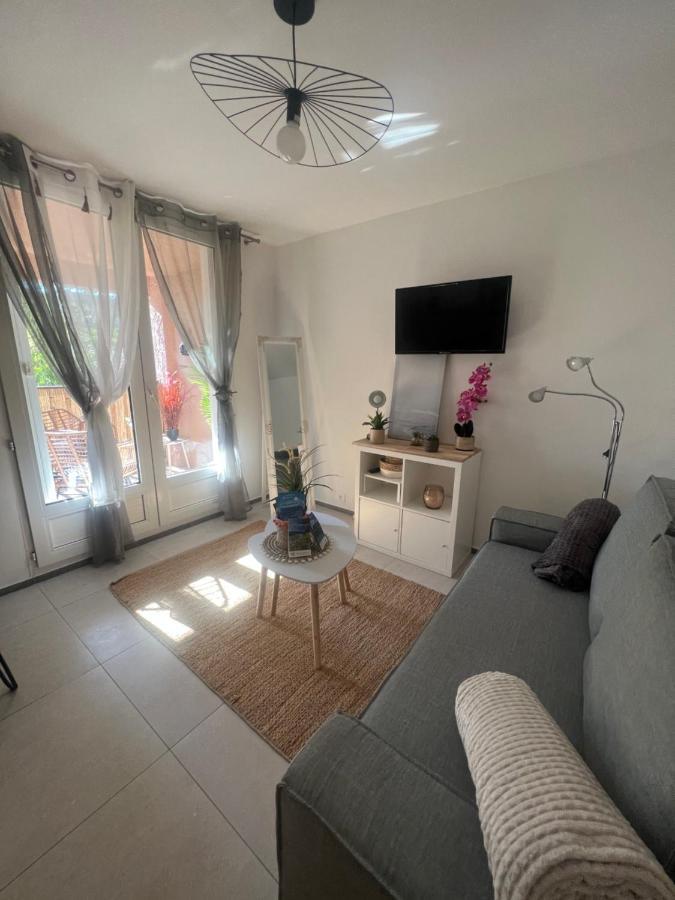 Appartement Pied Dans L'Eau Ла-Сейн-сюр-Мер Экстерьер фото